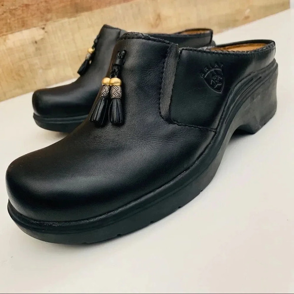 NWOT Ariat Leather Mules with Tassel - Picture 1 of 7